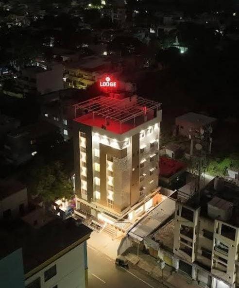 Hotel Veesons Executive โซลาปูร์ ภายนอก รูปภาพ